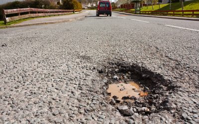 Helpful Tips For Avoiding Pothole Damage