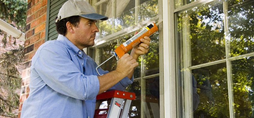 Important Home Maintenance Tasks to Follow This Summer